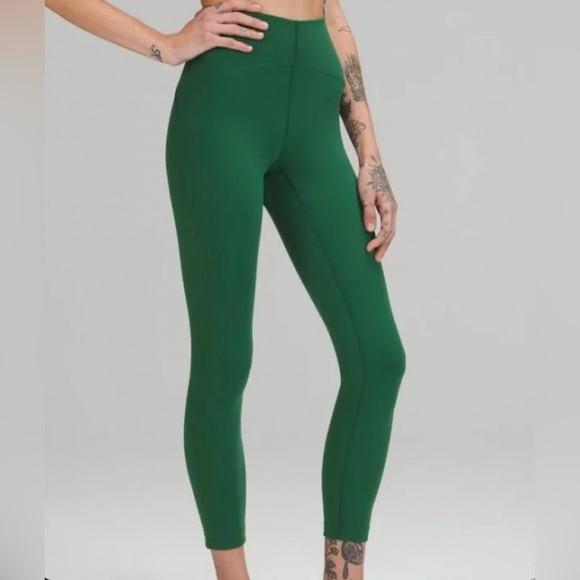 LULULEMON Green high rise Instill leggings size 8 - Picture 1 of 5